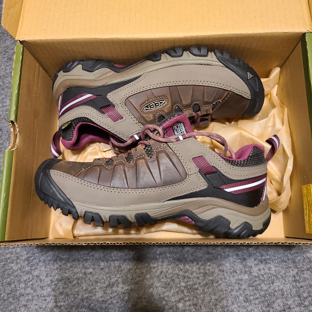 "SOLD" Brand New "Keen" Womens Hiker Shoes